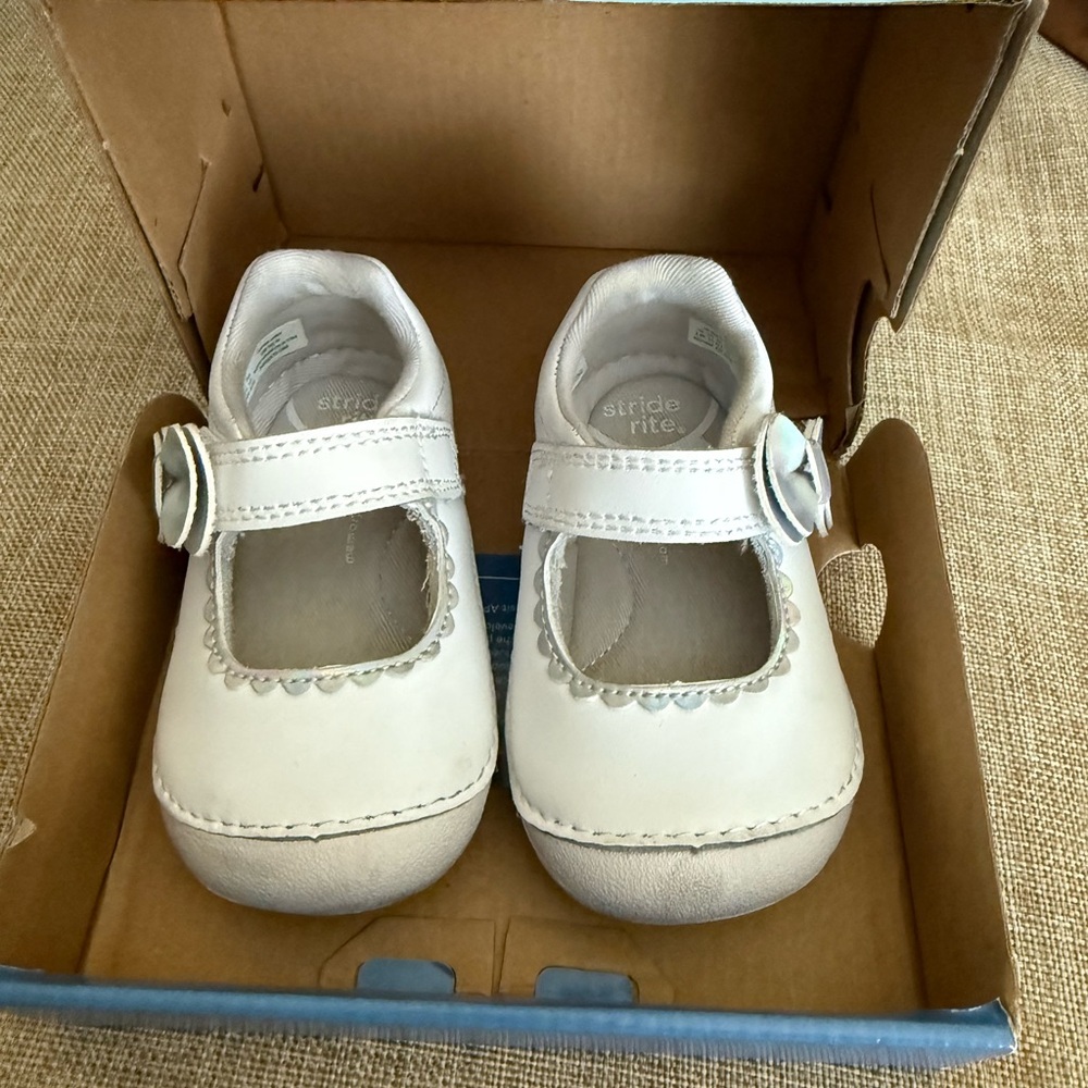 Stride Rite Classic White Kids Dress Shoes